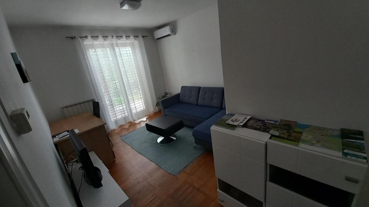Apartma Nona Roza Zgornje Skofije ภายนอก รูปภาพ
